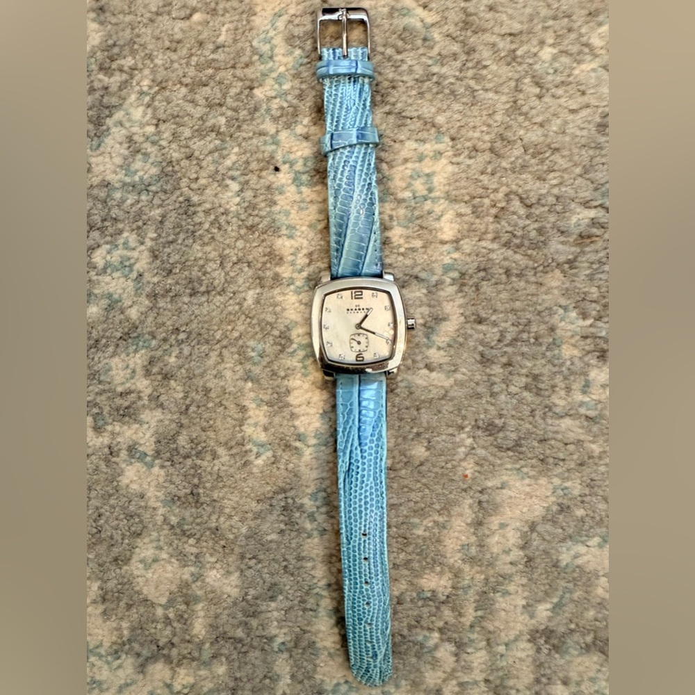 Skagen Denmark Pearl Face Watch Leather Bands Silver Hardware